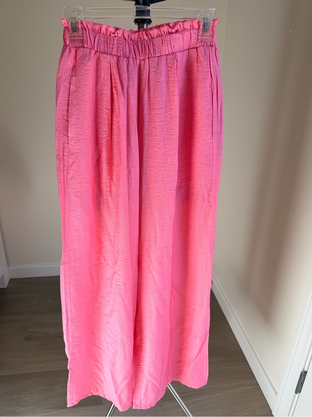 Strut & Bolt Wide-Leg Pants with lining shorts and pockets in Vibrant Pink S
